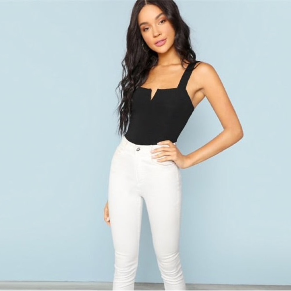 Black bodysuit low cut one piece sleeveless top size small NWT New